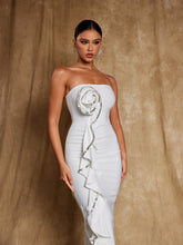 Load image into Gallery viewer, Amil Strapless Flower Rhinestone Bandage Dress
