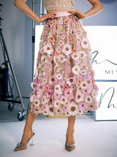 Load image into Gallery viewer, Amory Flower Embroidered Skirt In Pink
