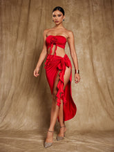 Load image into Gallery viewer, Arrietty Flower Draped Split Skirt Set In Red
