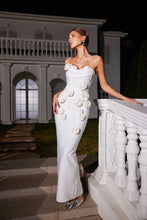 Load image into Gallery viewer, Arushi Strapless Flower Bandage Dress

