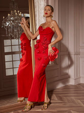 Load image into Gallery viewer, Arushi Strapless Flower Bandage Dress In Red
