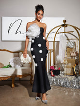 Load image into Gallery viewer, Burr Strapless Flower Bandage Maxi Dress
