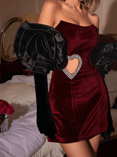 Load image into Gallery viewer, Ceva Camellia Flower Satin Gloves In Black
