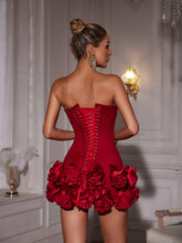 Load image into Gallery viewer, Hiroshi Strapless Flower Mini Dress In Red
