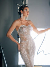 Load image into Gallery viewer, Misael Halterneck Crystal Chain Maxi Dress
