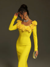 Load image into Gallery viewer, Pallavi Flower Bandage Maxi Dress
