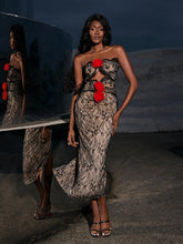 Load image into Gallery viewer, Phoenix Patchwork Flower Lace Dress
