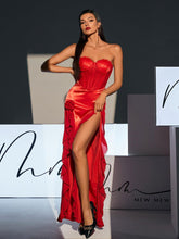 Load image into Gallery viewer, Raoul Strapless Lace Tulle Maxi Dress In Red
