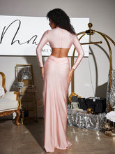 Load image into Gallery viewer, Renwick Long Sleeve Flower Cutout Maxi Dress In Pink
