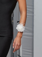 Load image into Gallery viewer, Rosie White Flower Mesh Choker
