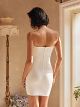 Load image into Gallery viewer, Yeni Strapless Flower Crystal Bandage Dress
