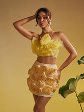 Load image into Gallery viewer, Zyla Flower Tulle Crop Top
